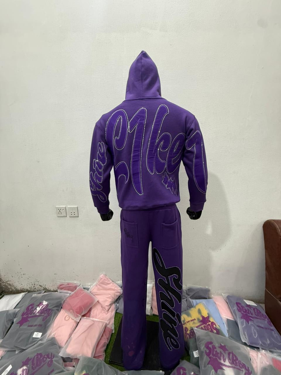 "MAGESTIC" HOODIE