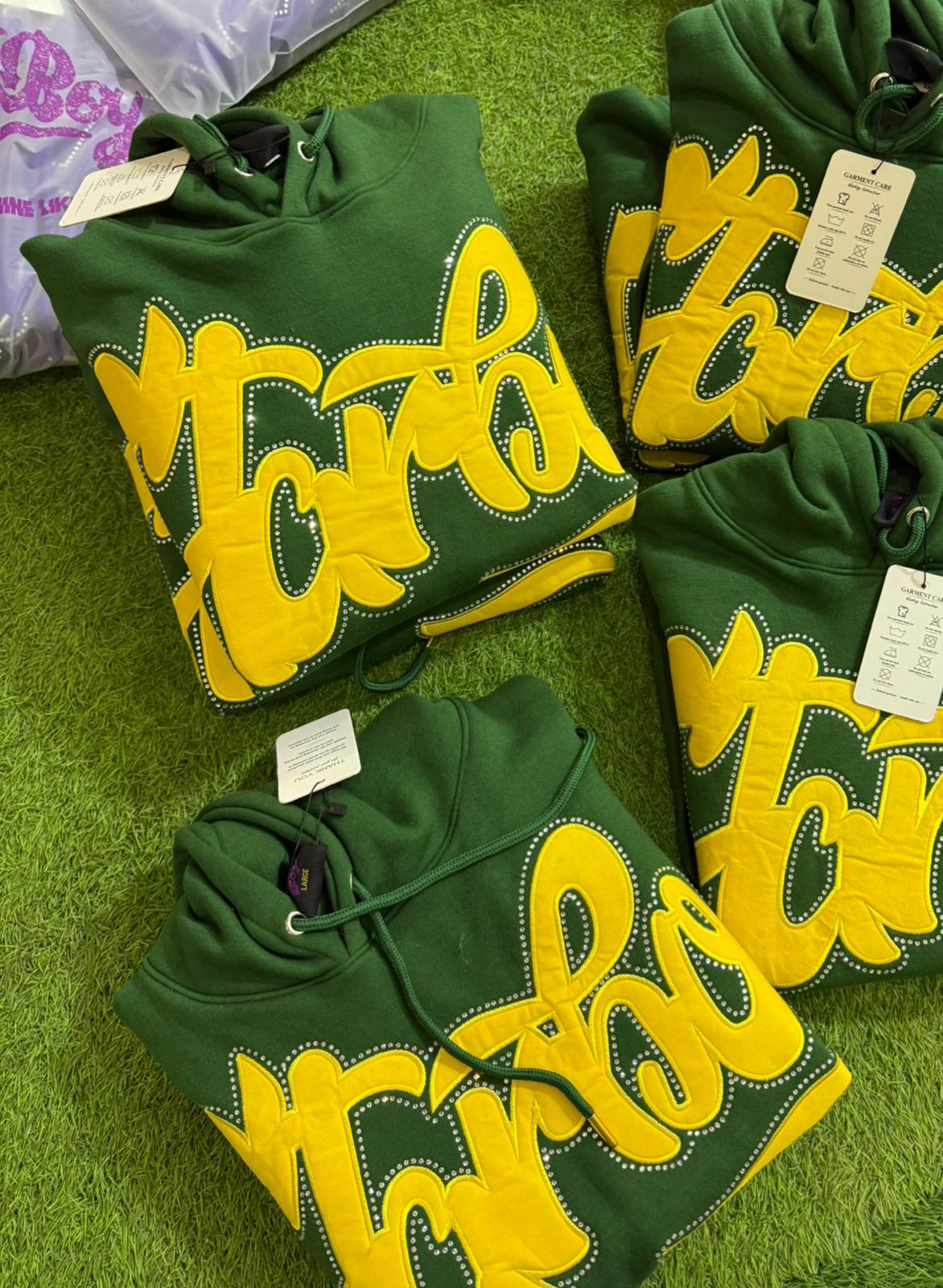 "HU$TLA" HOODIE