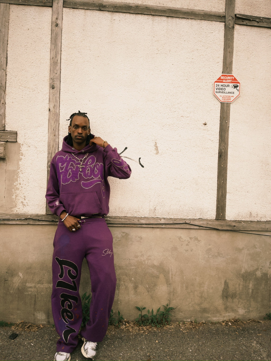 "MAGESTIC" HOODIE