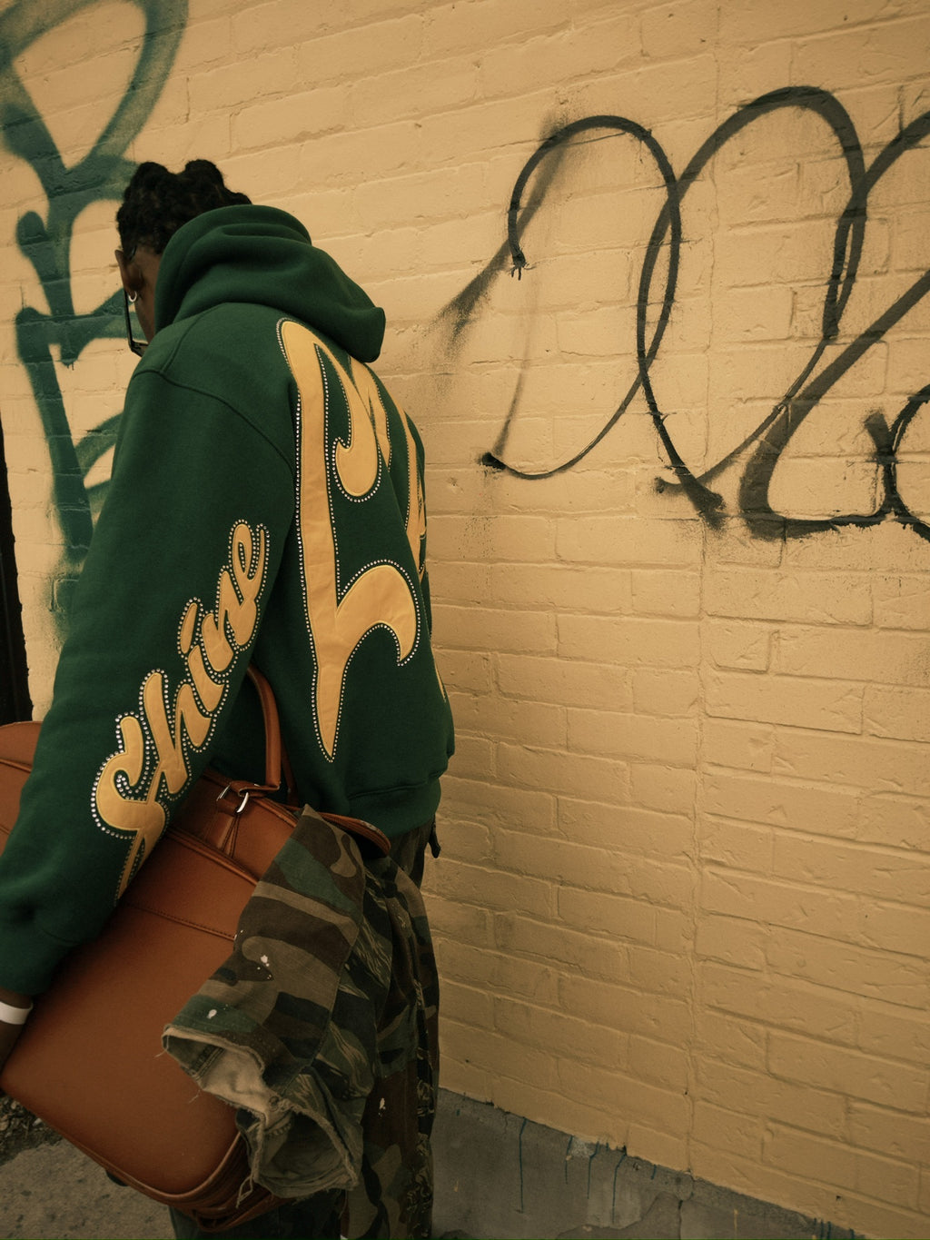"HU$TLA" HOODIE